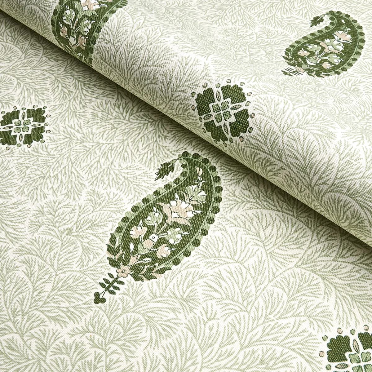 OJAI PAISLEY_ LEAF GREEN
