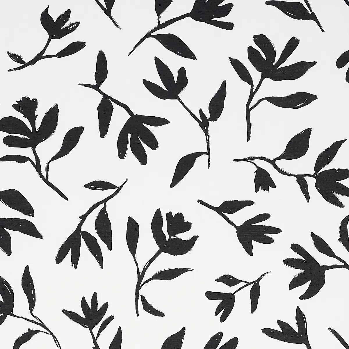 LAUREL_ BLACK