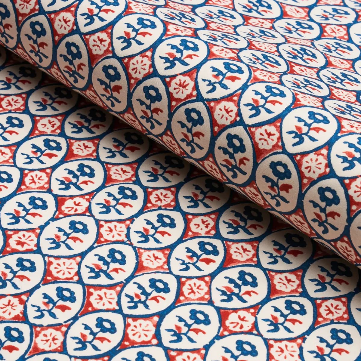 JOSIANE FLORAL_ ROUGE & NAVY