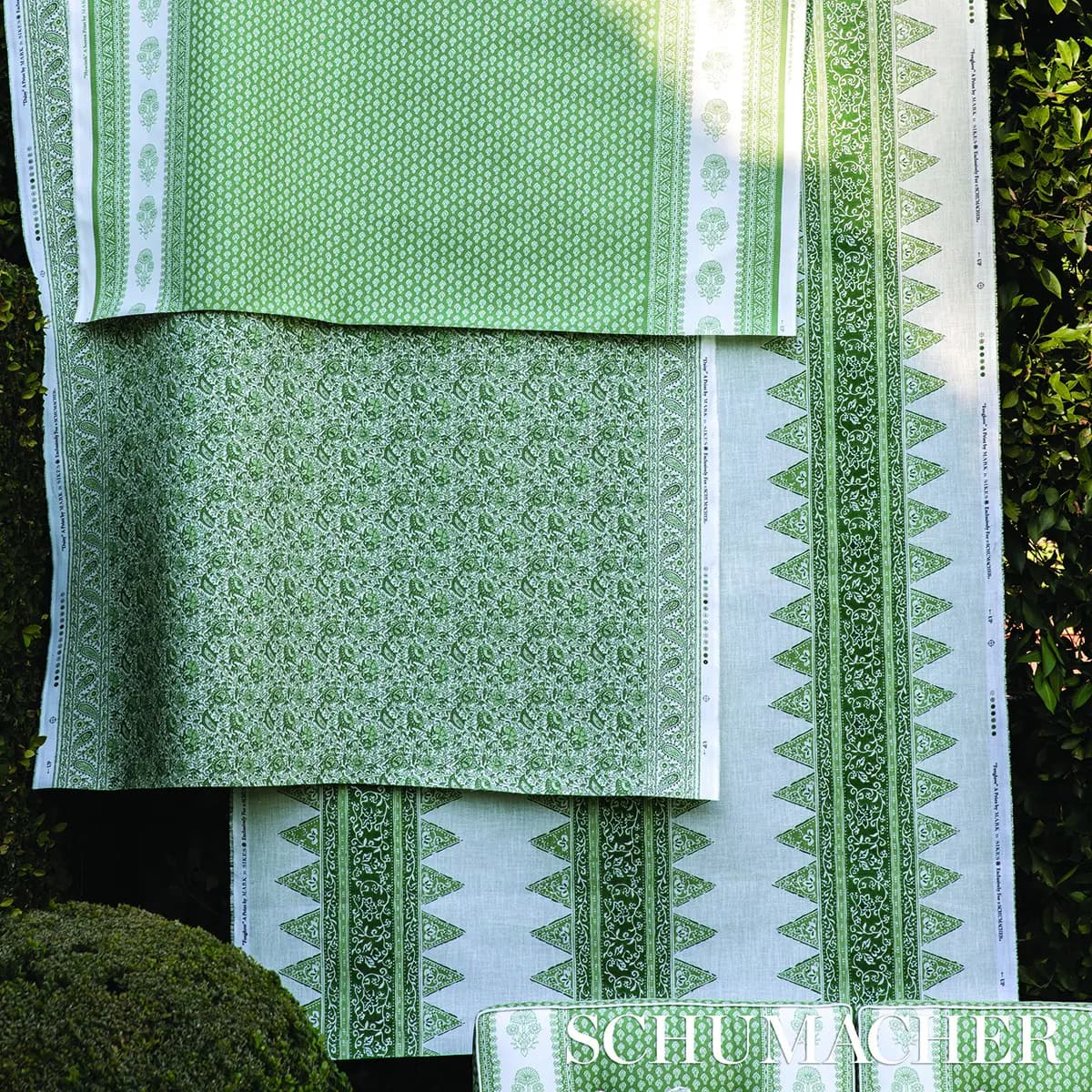 FOXGLOVE INDOOR/OUTDOOR_ LEAF GREEN