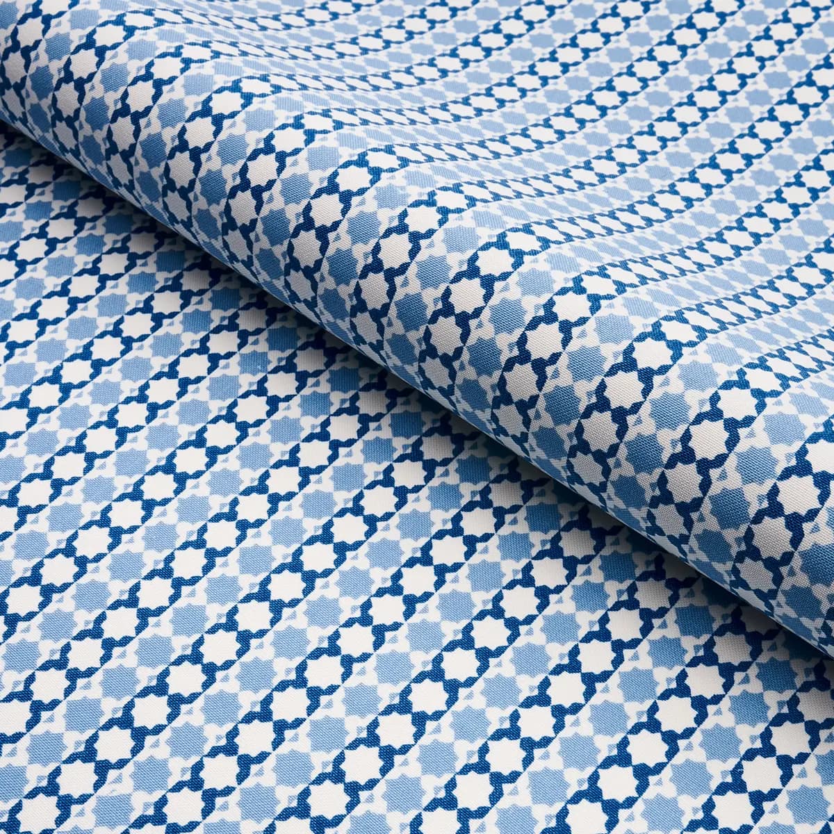 POSY INDOOR/OUTDOOR_ INDIGO