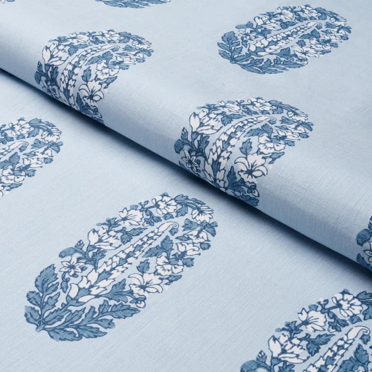 ASKANDRA FLOWER_ CHAMBRAY