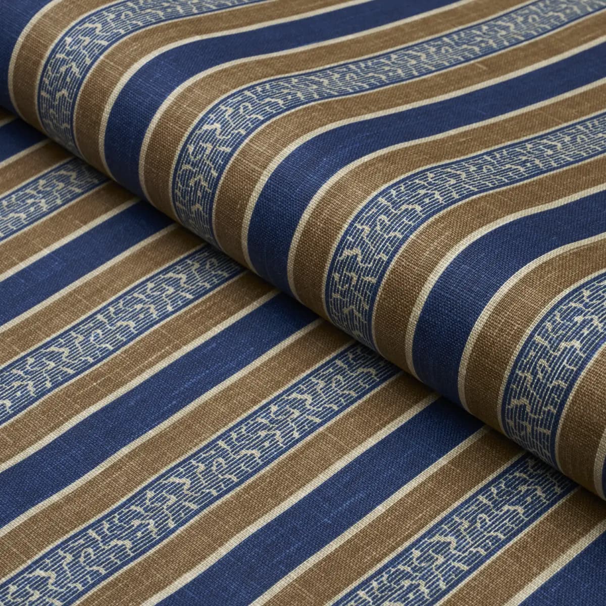 AUGUSTE STRIPE_ MARINE & COGNAC