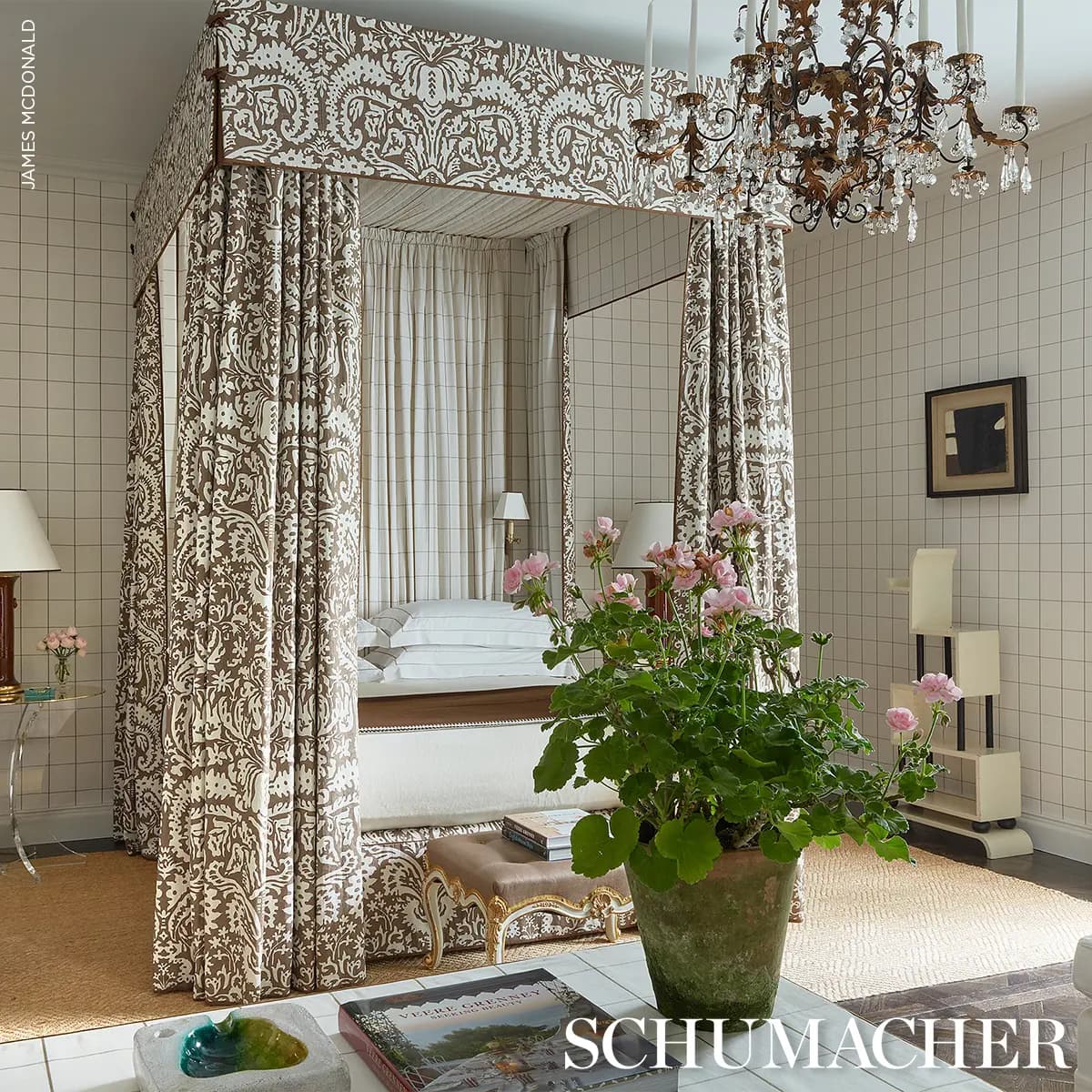 SUFFOLK DAMASK_ BROWN