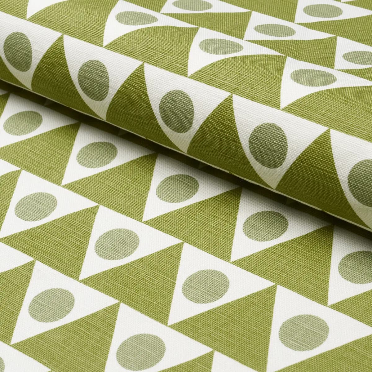 PENNANT_ GREEN