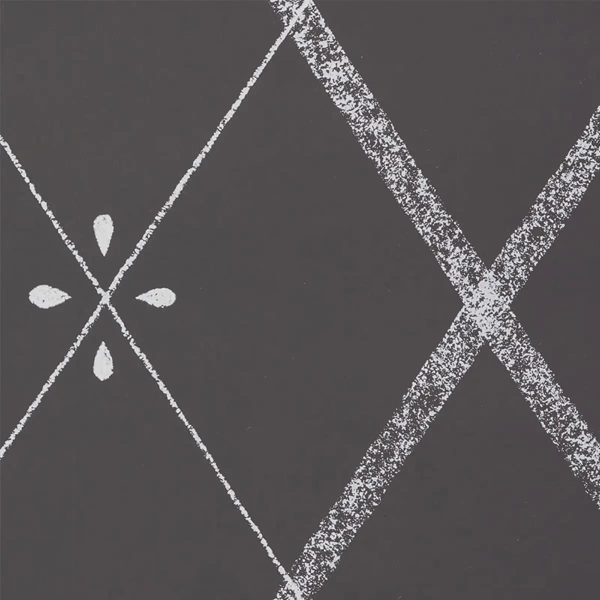 Kasumi Diamond_ CHALKBOARD
