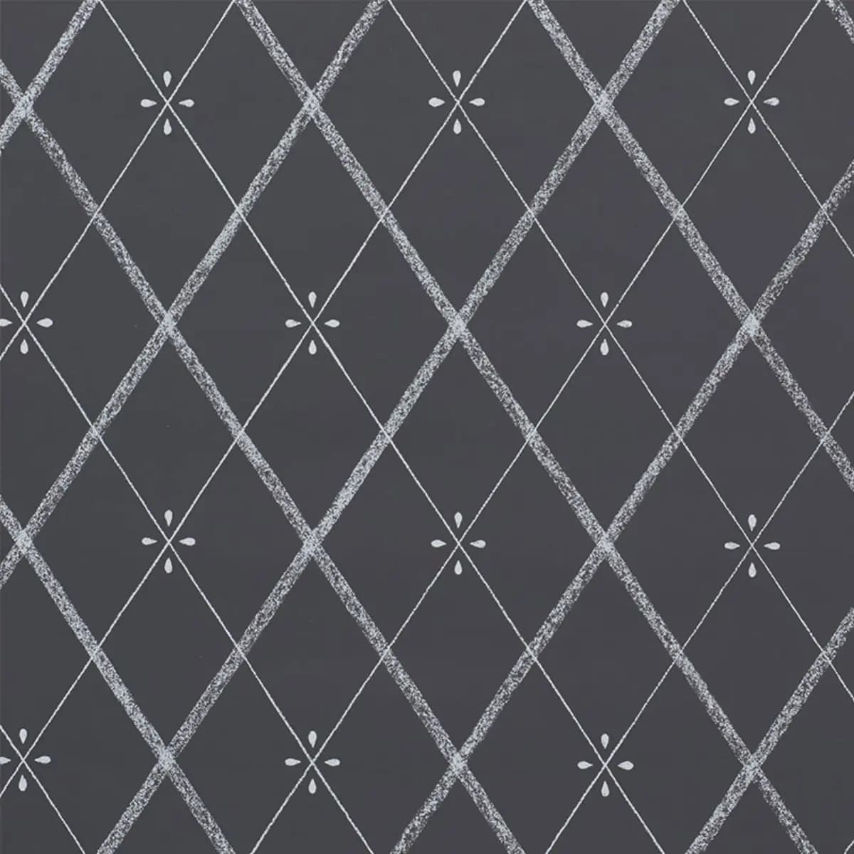 Kasumi Diamond_ CHALKBOARD
