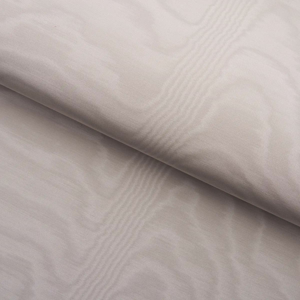 MOIRÉ WALLCOVERING_ DOVE