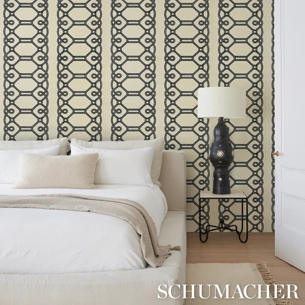 ZIZ EMBROIDERED SISAL_ BLACK