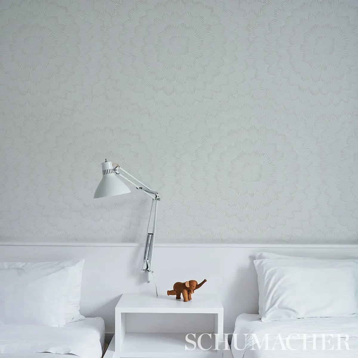 FEATHER BLOOM_ SOFT NEUTRAL