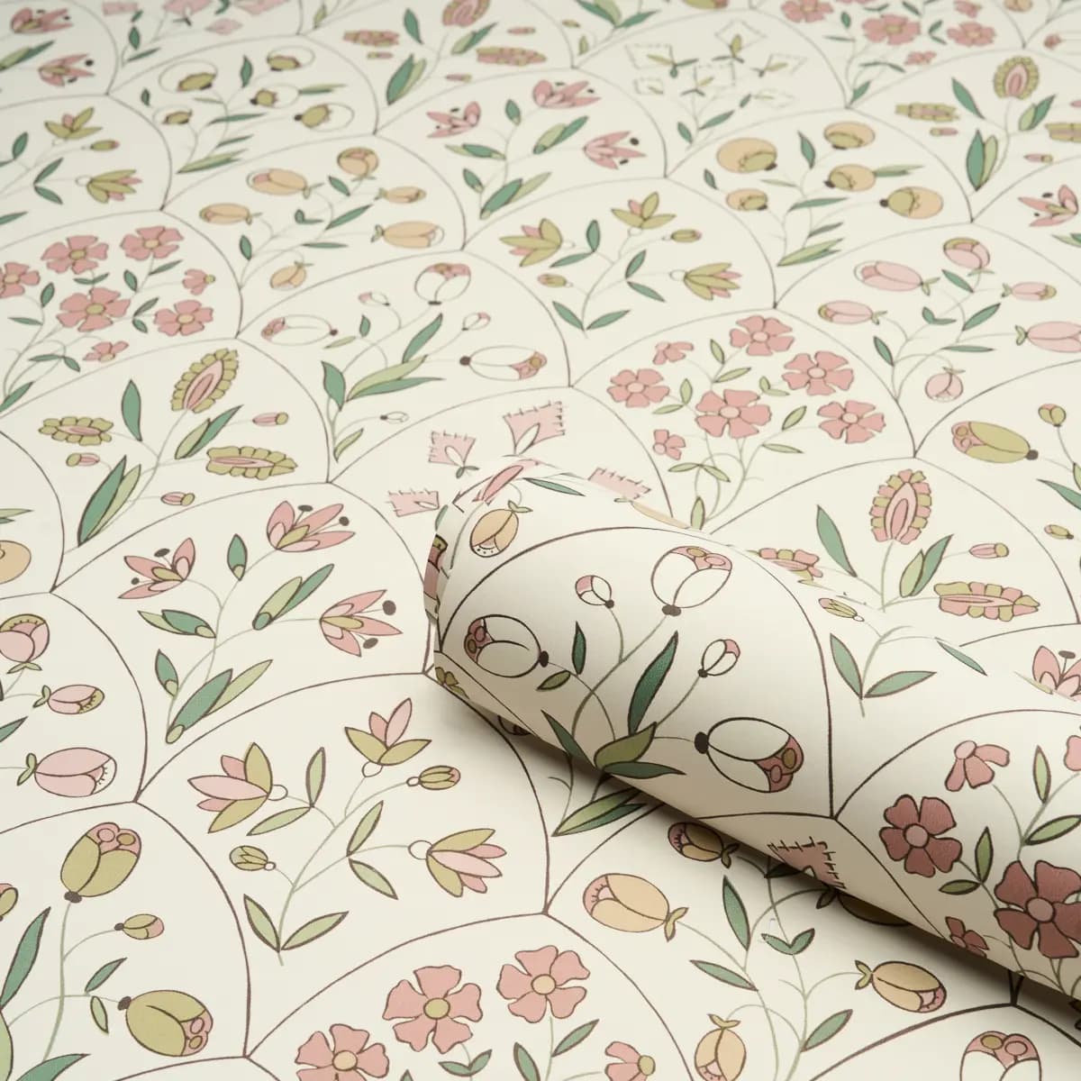 FRANCES SCALLOP FLORAL_ PETAL