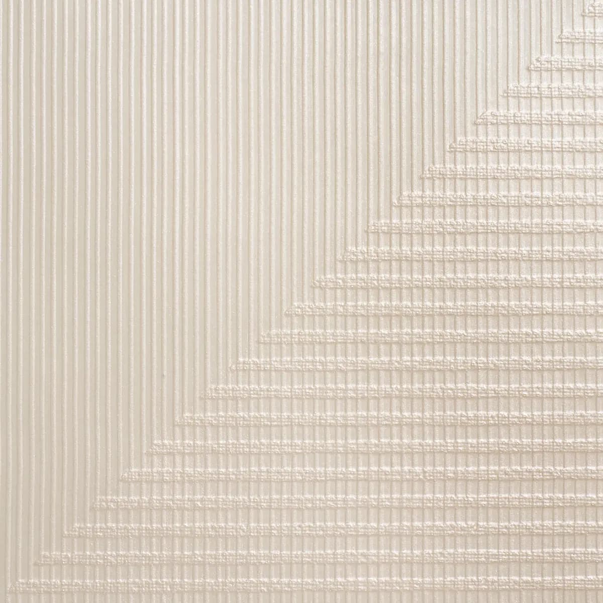 Hand Combed Triangles_ PEARLESCENT