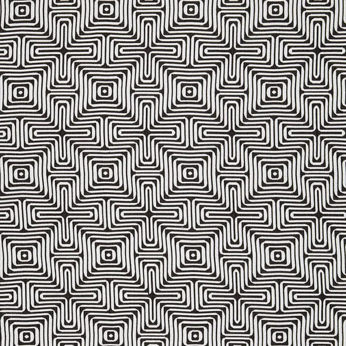 AMAZING MAZE INDOOR/OUTDOOR_ KOHL