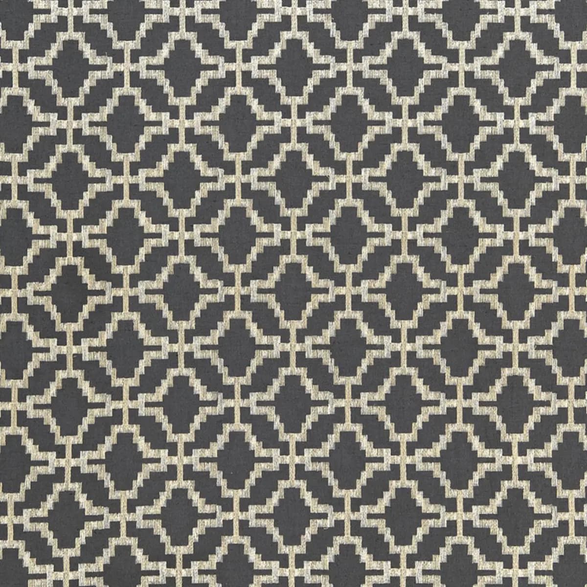 Sarana Linen Embroidery_ CARBON