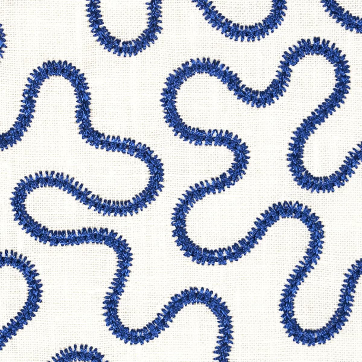 MEANDER EMBROIDERY_ BLUE ON IVORY