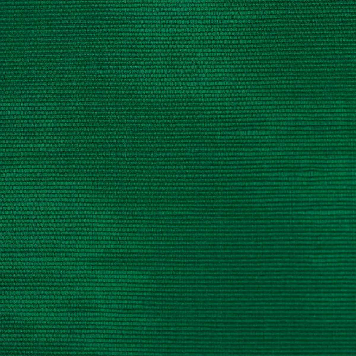 INCOMPARABLE MOIRÉ_ EMERALD