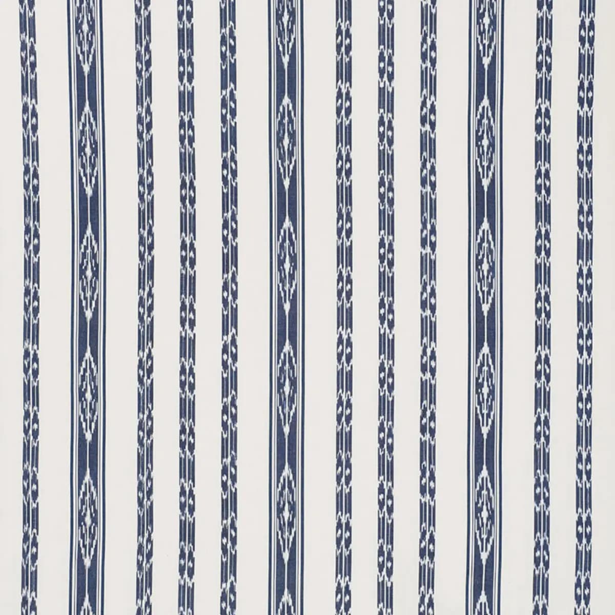 MARIAM IKAT_ NAVY