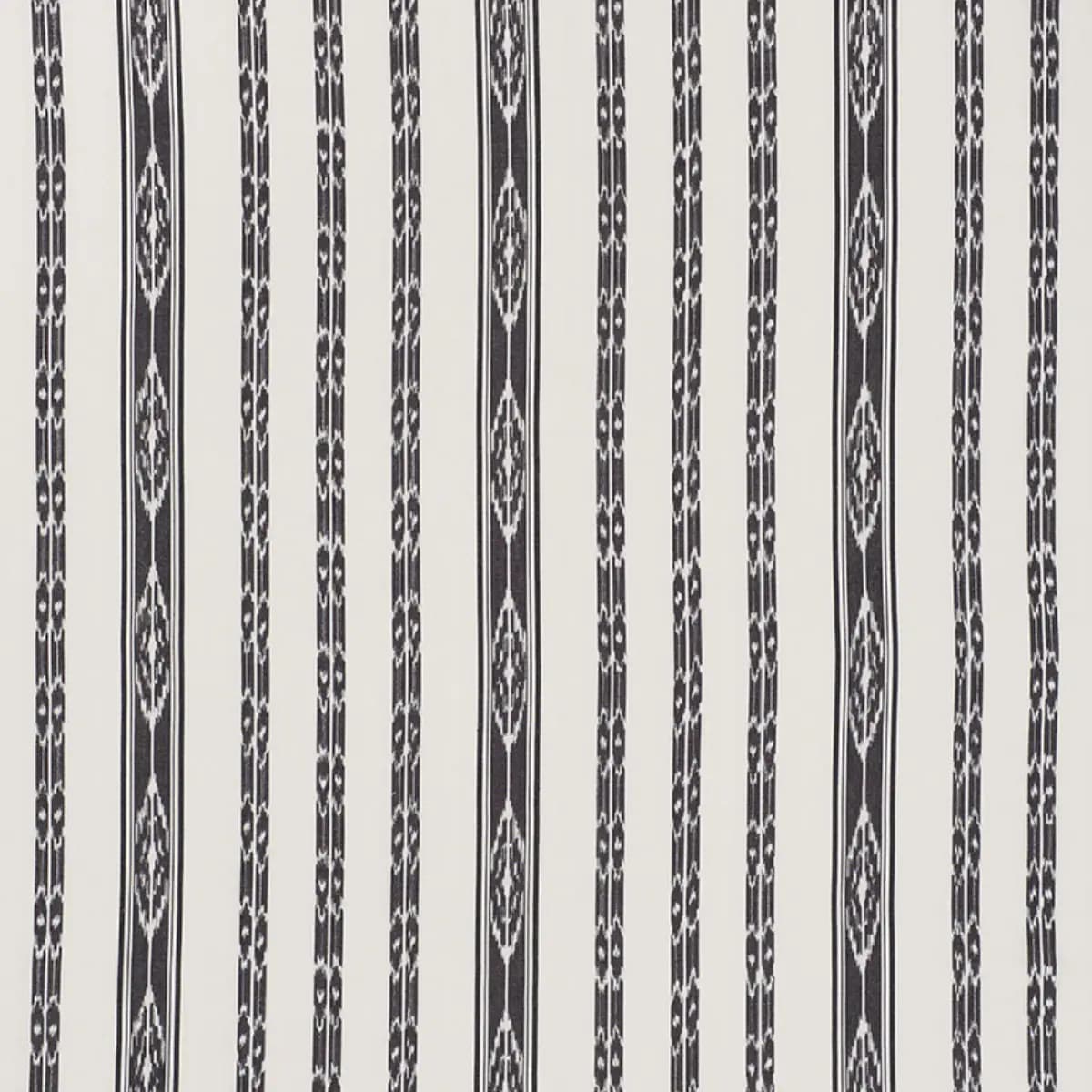 MARIAM IKAT_ BLACK