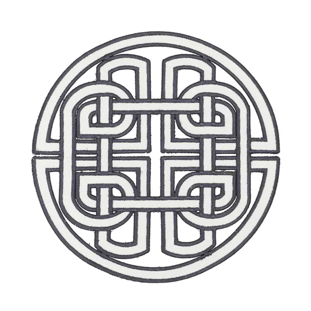 CHINOISERIE APPLIQUÉ_ SPECTATOR