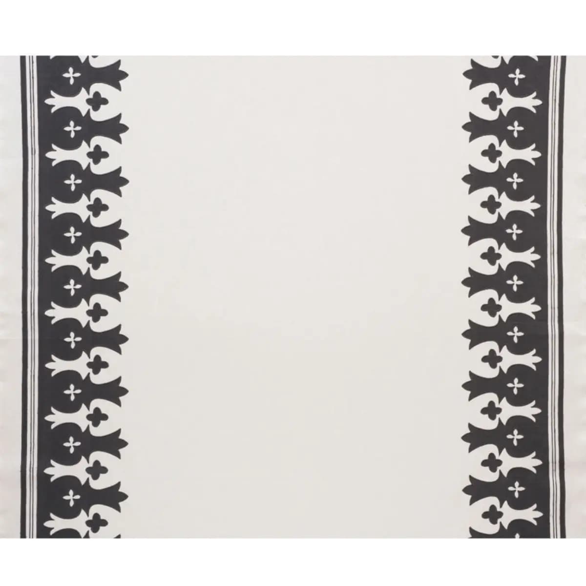 BERGAMA APPLIQUÉ_ CARBON & IVORY