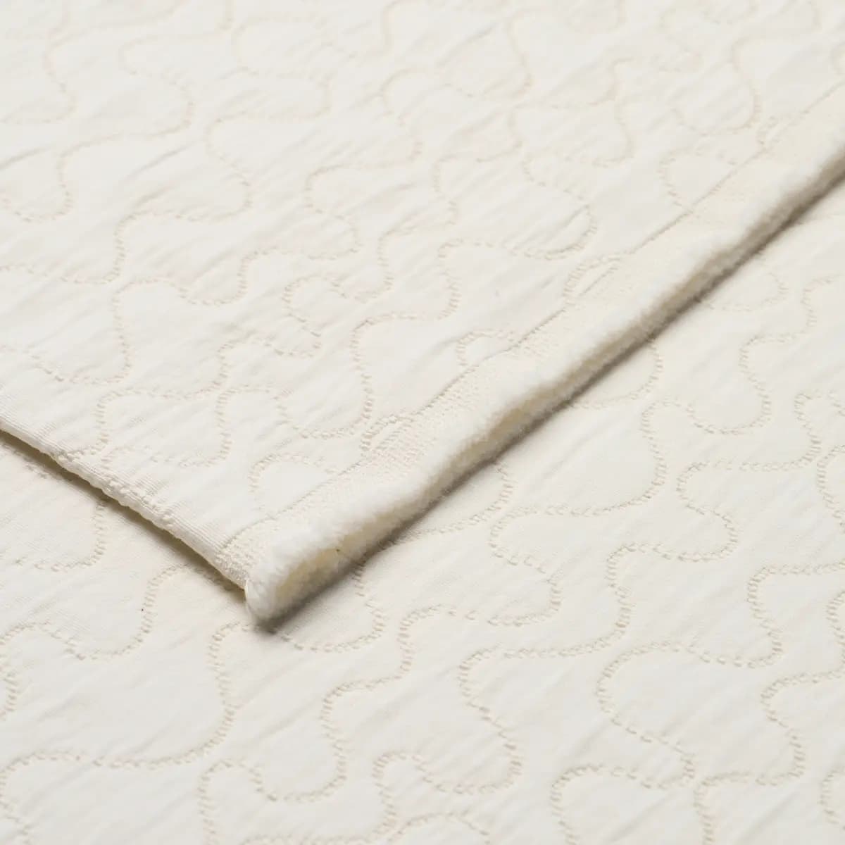 LA BELLE MATELASSÉ_ IVORY