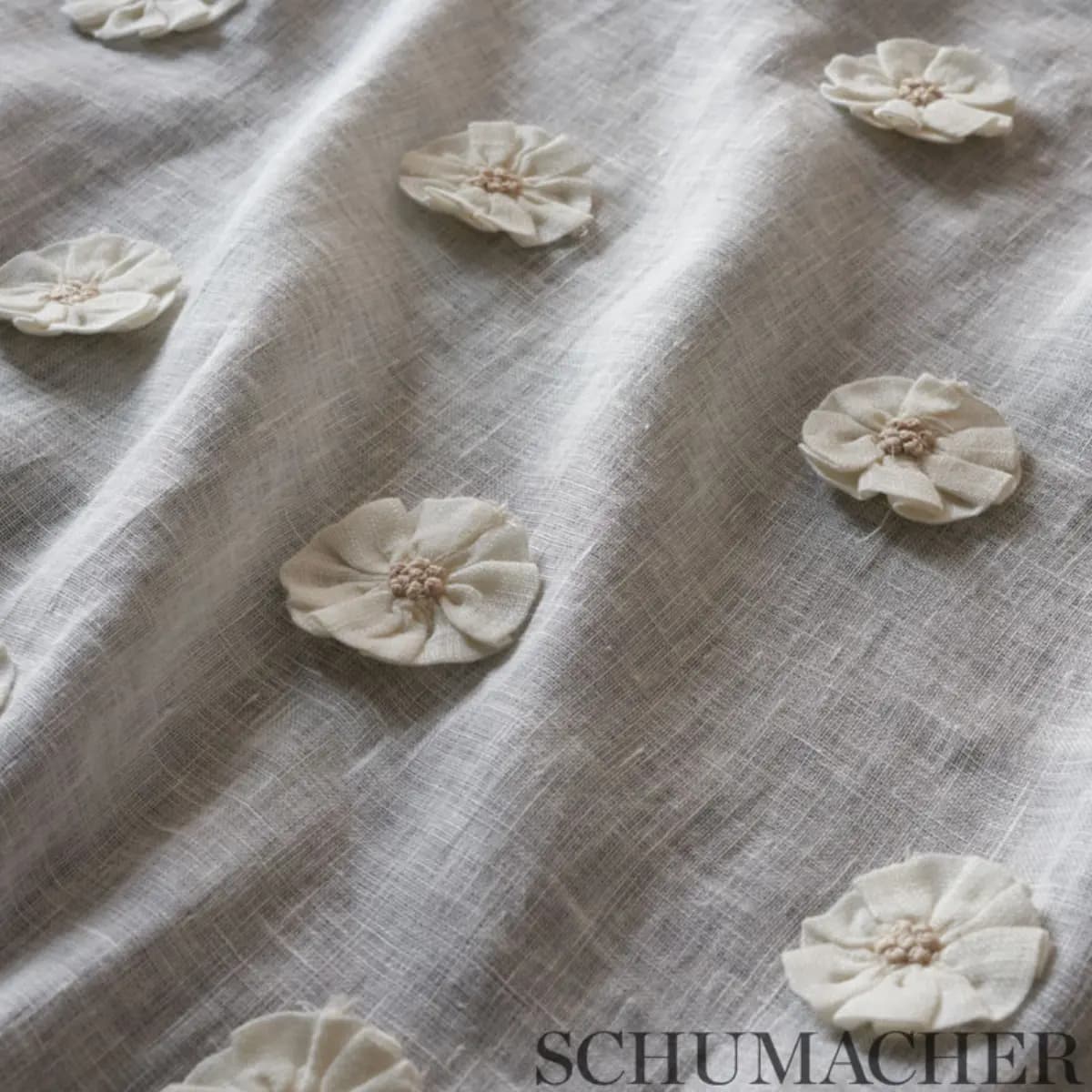 BUTTON FLOWER SHEER_ IVORY