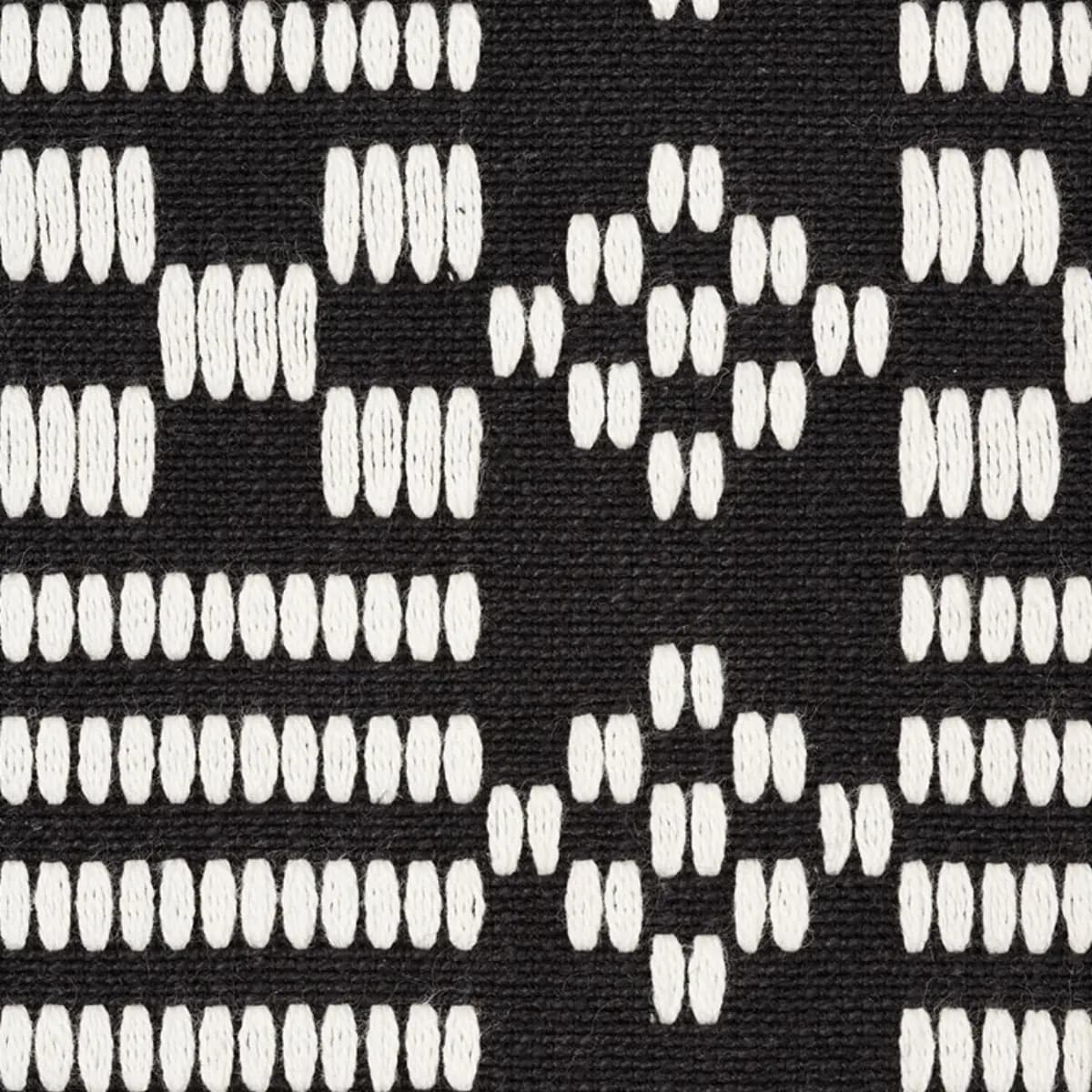 WILSON EMBROIDERY_ BLACK