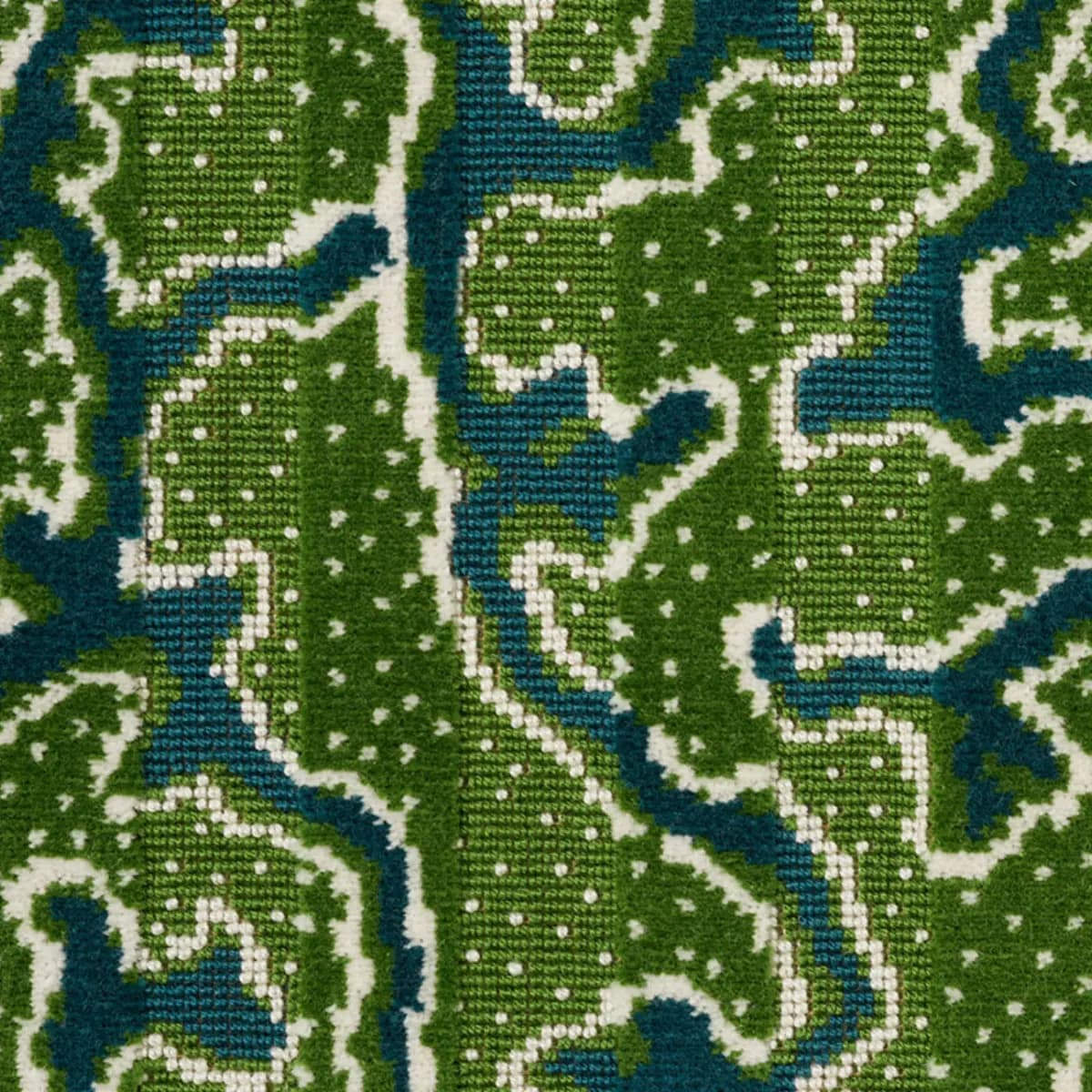 CORAIL VELVET_ EMERALD