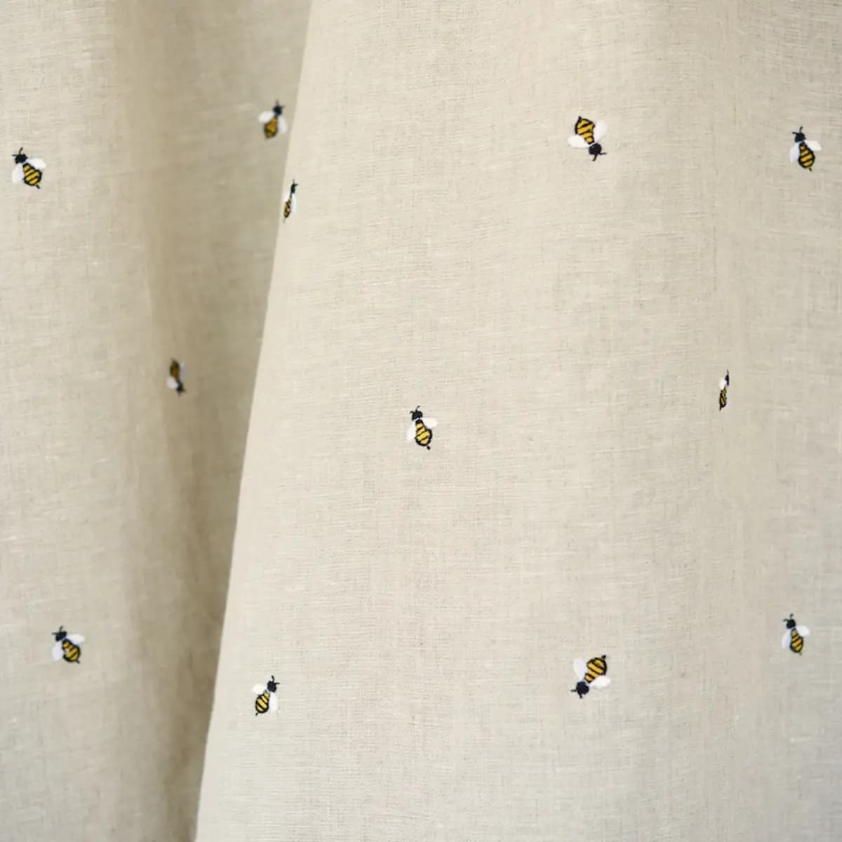HONEY BEE EMBROIDERY_ NATURAL