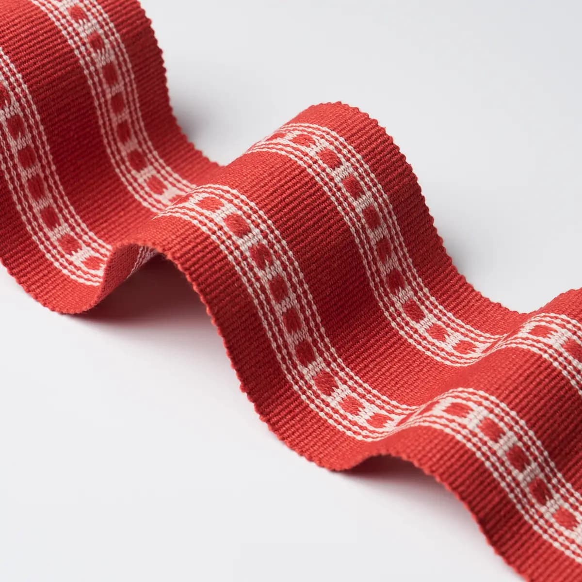 LUBECK TAPE_ RED