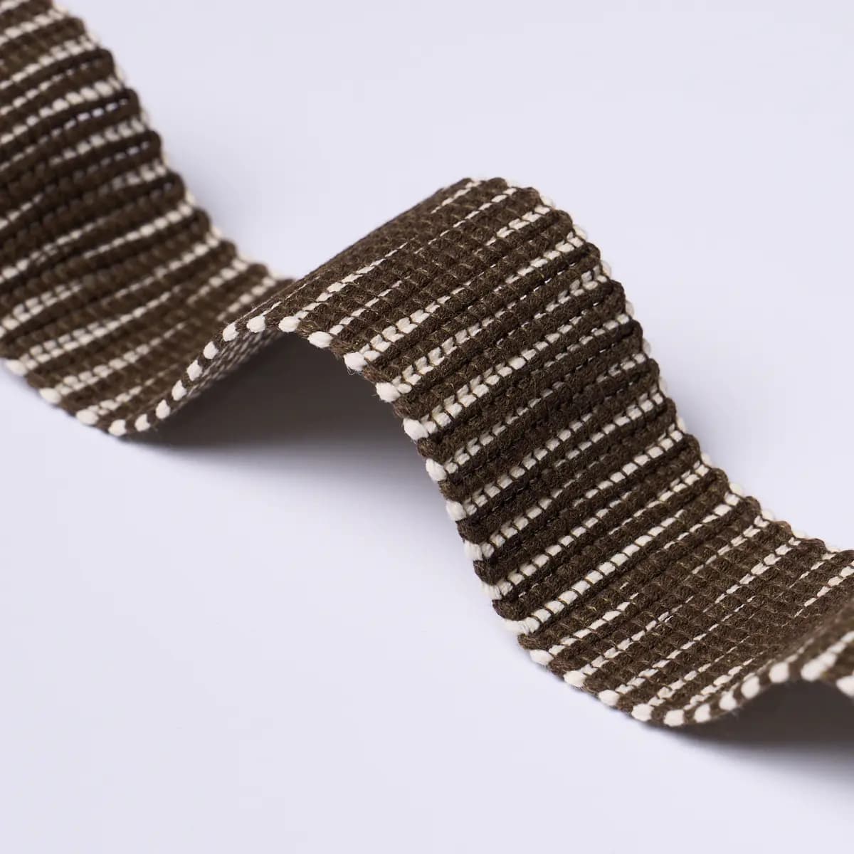PIERCE TAPE INDOOR/OUTDOOR_ BROWN