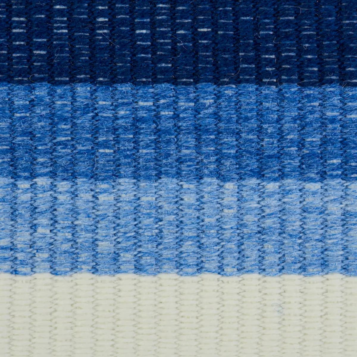 OMBRE TAPE INDOOR/OUTDOOR_ BLUE