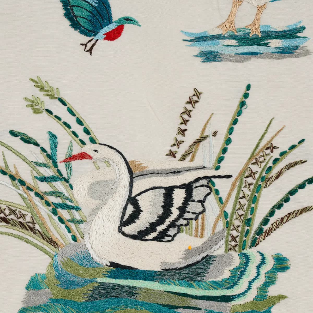 ROYAL SILK EMBROIDERY_ MULTI
