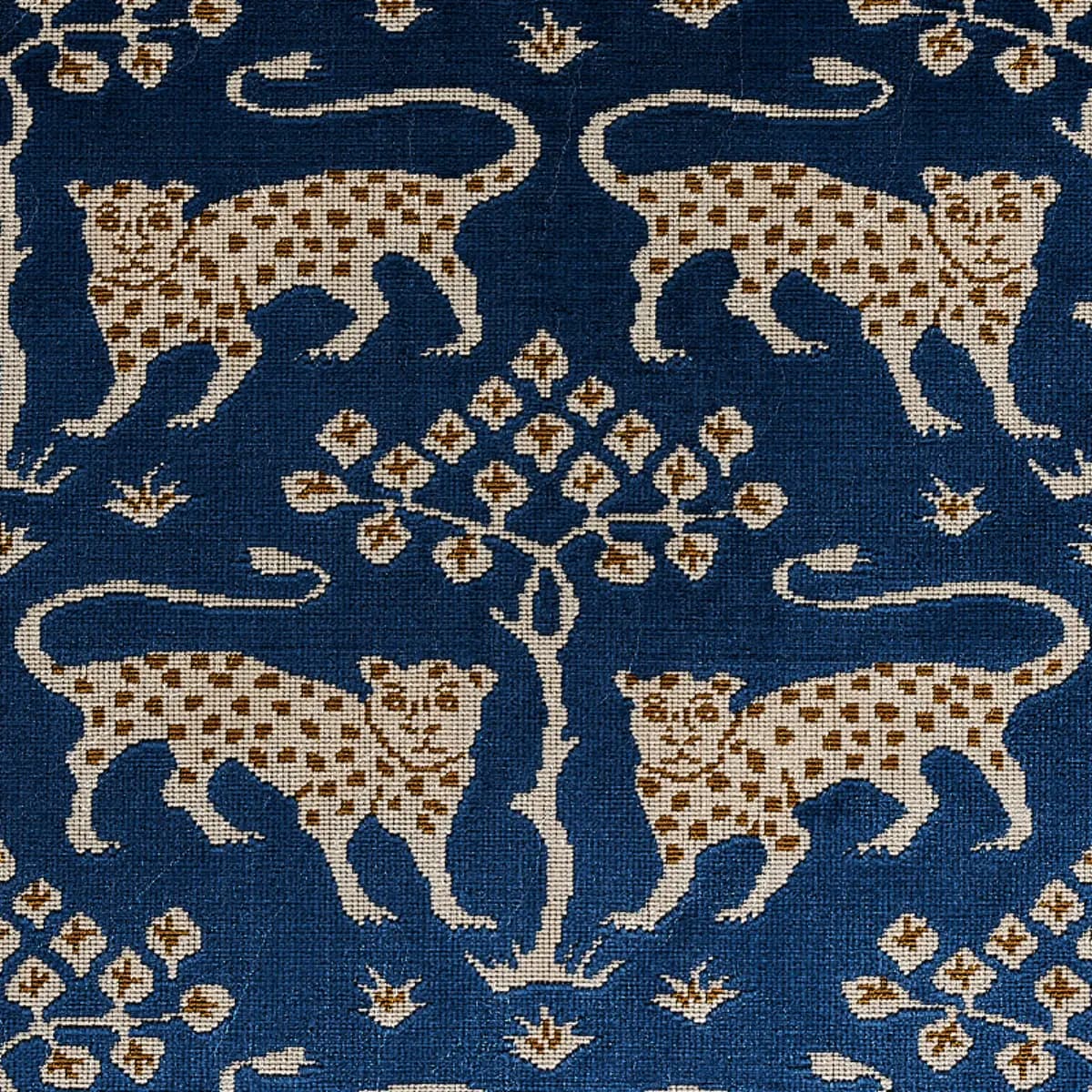 WOODLAND LEOPARD VELVET_ SAPPHIRE