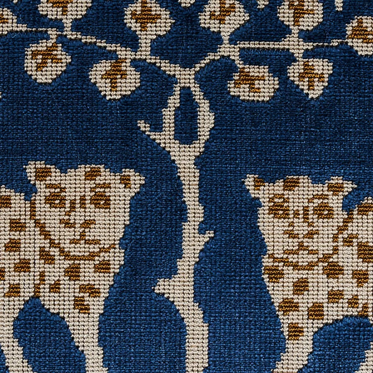 WOODLAND LEOPARD VELVET_ SAPPHIRE
