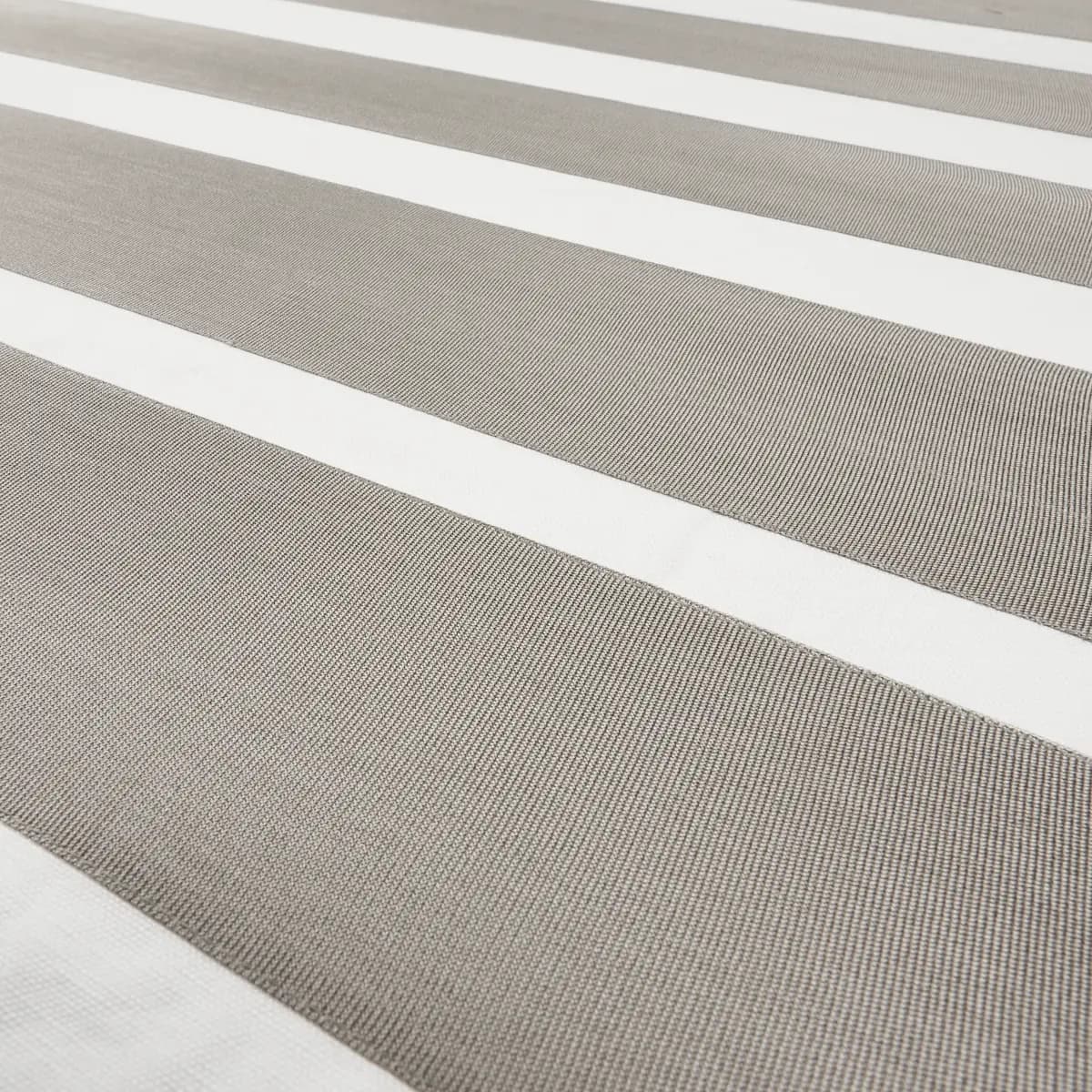 RIBBON APPLIQUÉ PANEL_ GREY ON IVORY