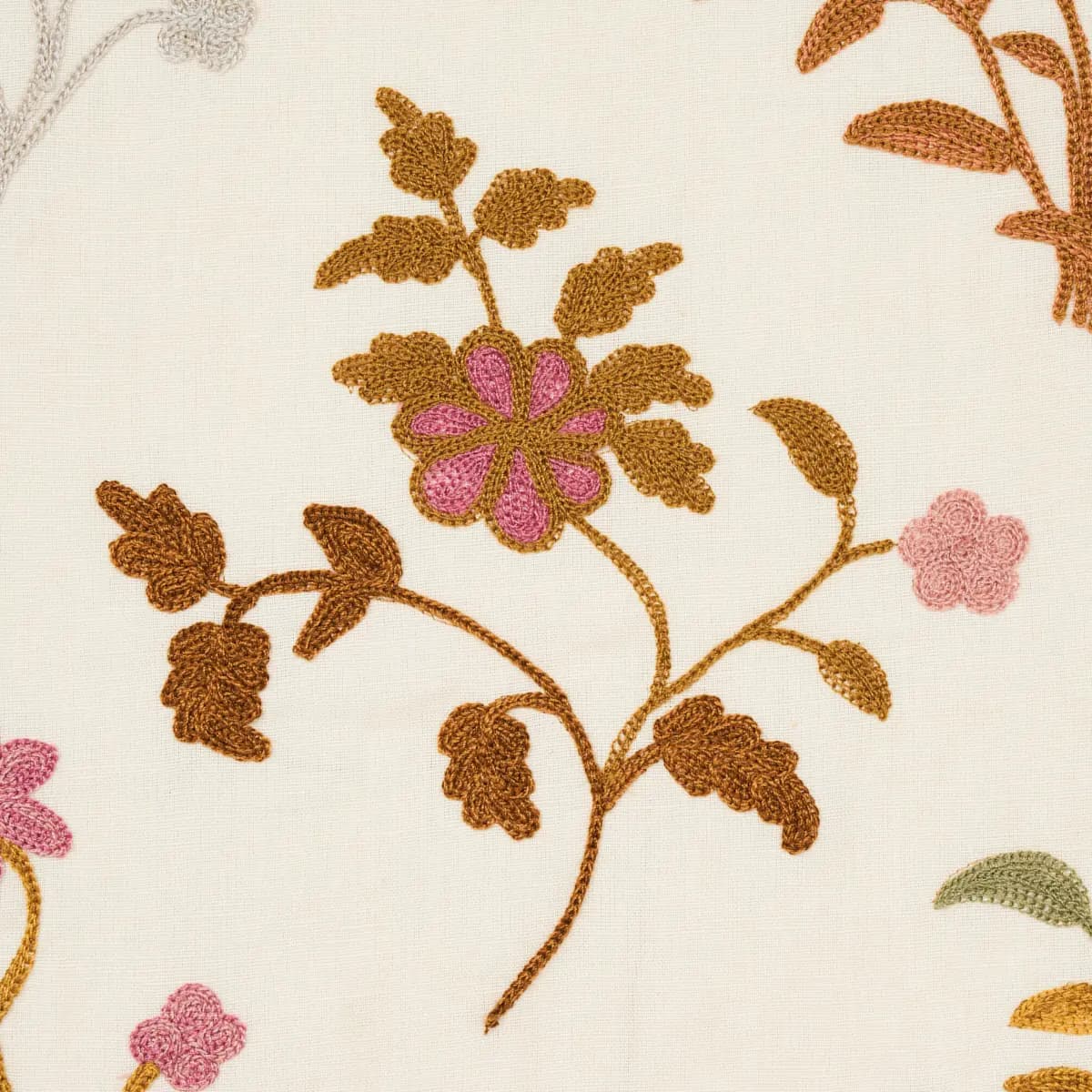 Raleigh Crewel Embroidery_ AUTUMN