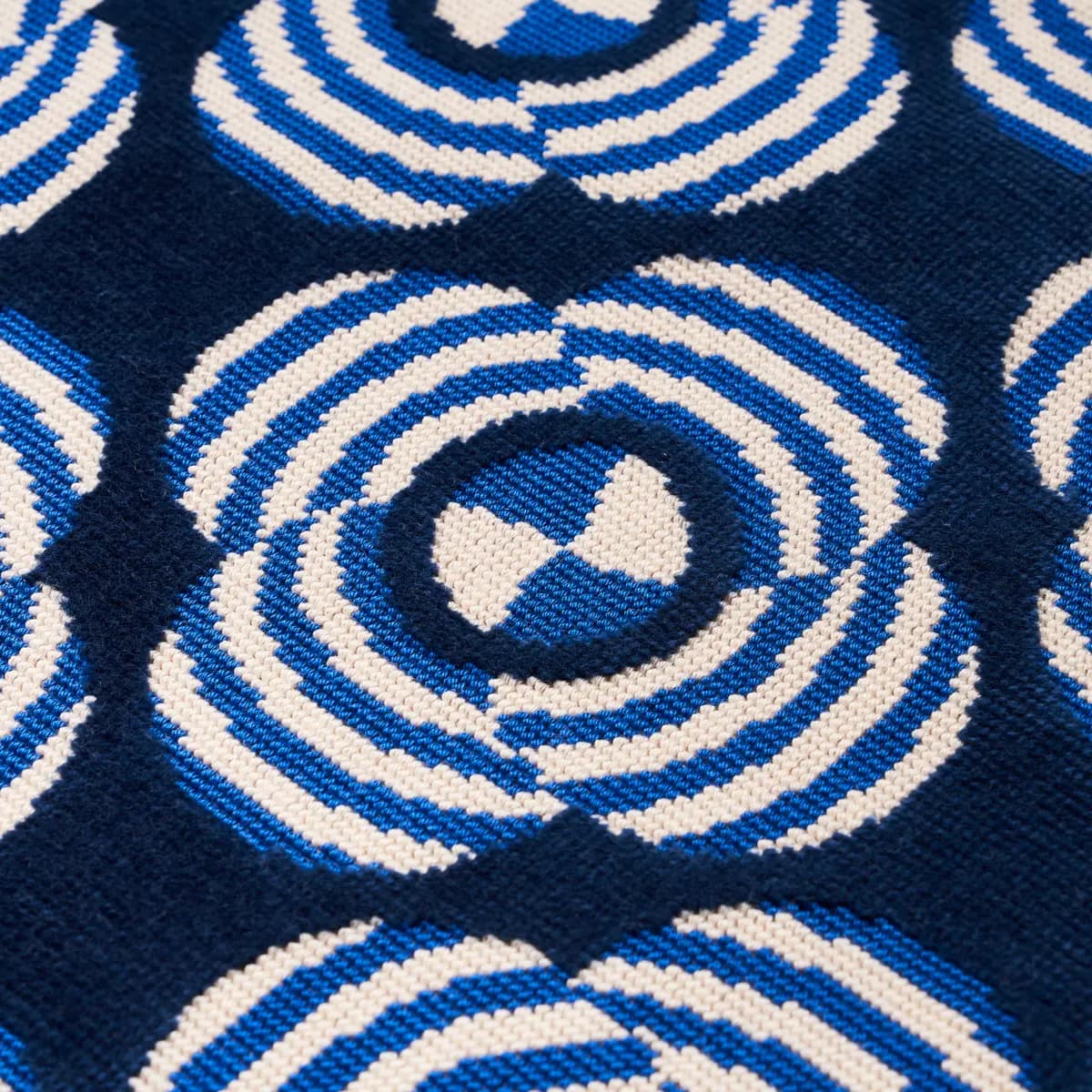 LE MODERNE CUT VELVET_ COBALT