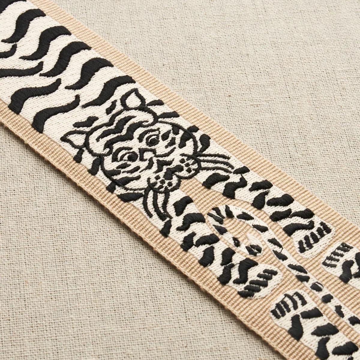 LE TIGRE EMBROIDERED TRIM_ NEUTRAL