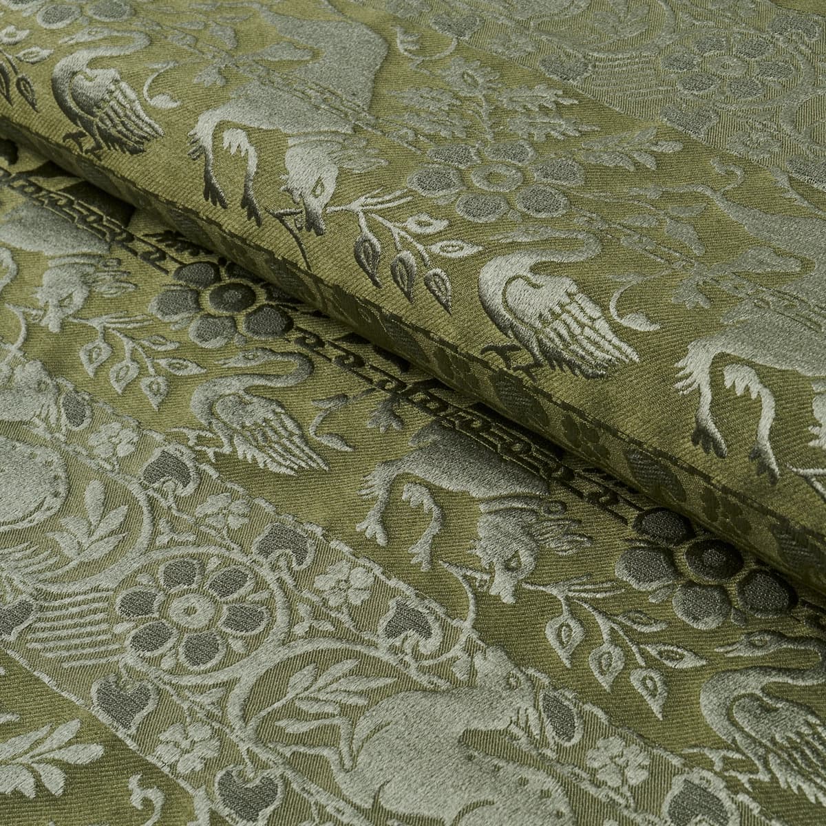 ANIMALI_ MOSS