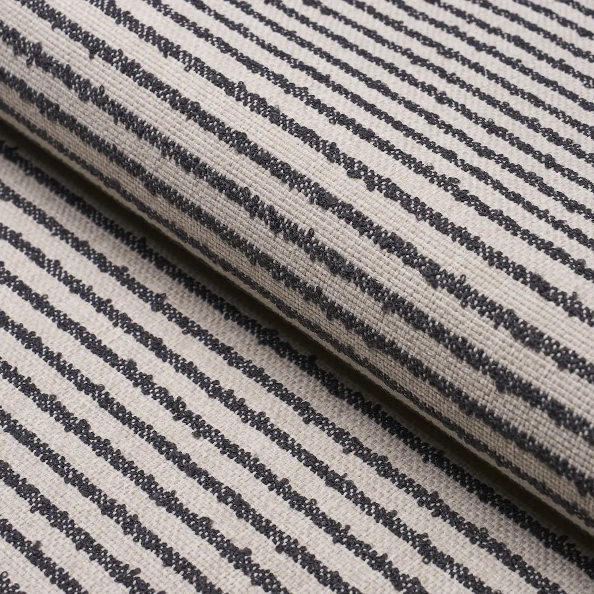 BOUCLÉ STRIPE INDOOR/OUTDOOR_ JUTE