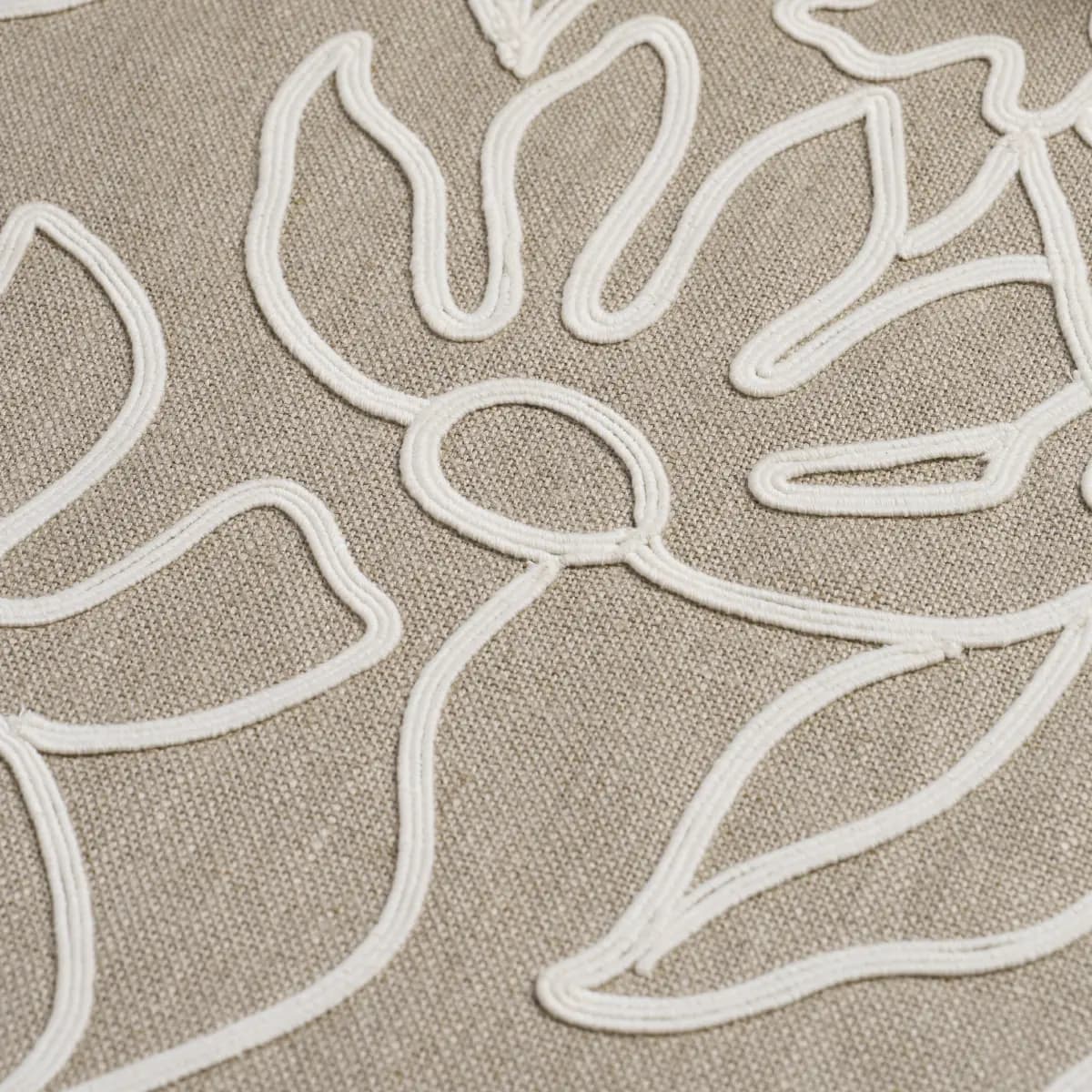 LOLA EMBROIDERY_ FLAX