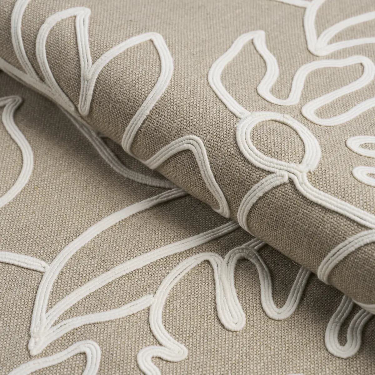 LOLA EMBROIDERY_ FLAX