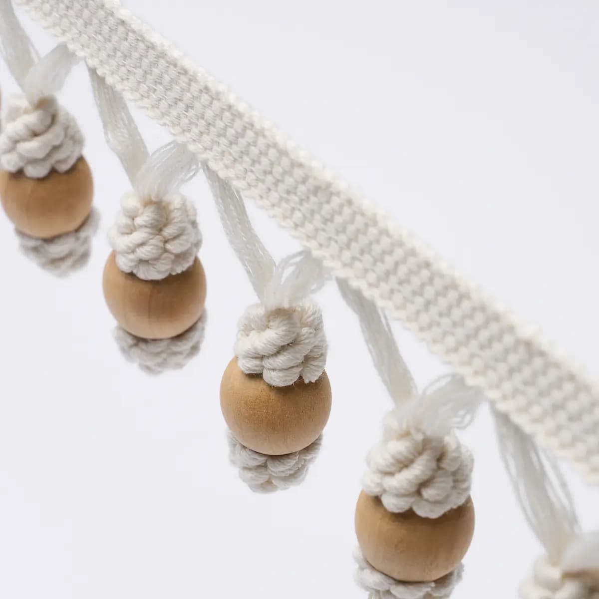 WOODEN BALL FRINGE_ IVORY