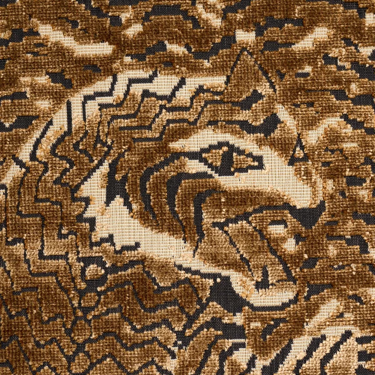 TIGRESS VELVET_ GOLD