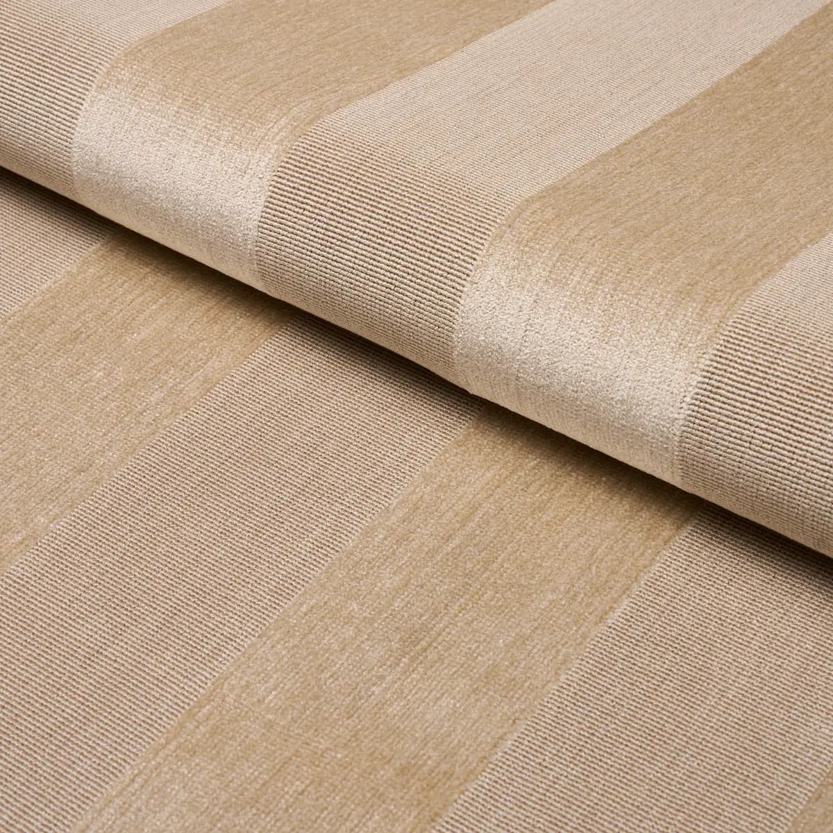 CUNARD STRIÉ VELVET_ CHAMPAGNE