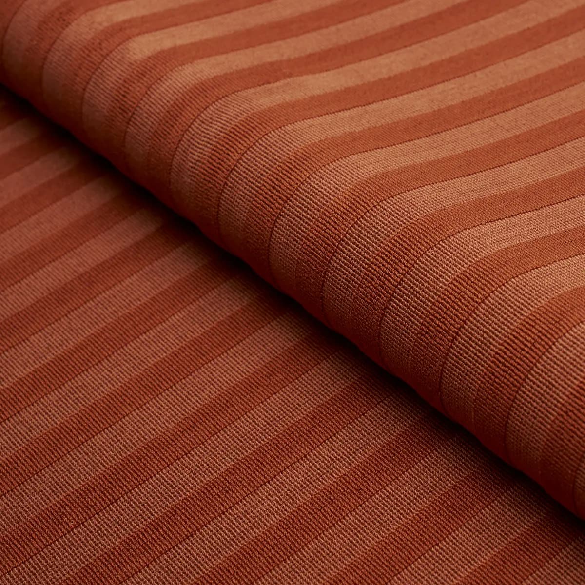PIPE ILLUSION_ PAPAYA