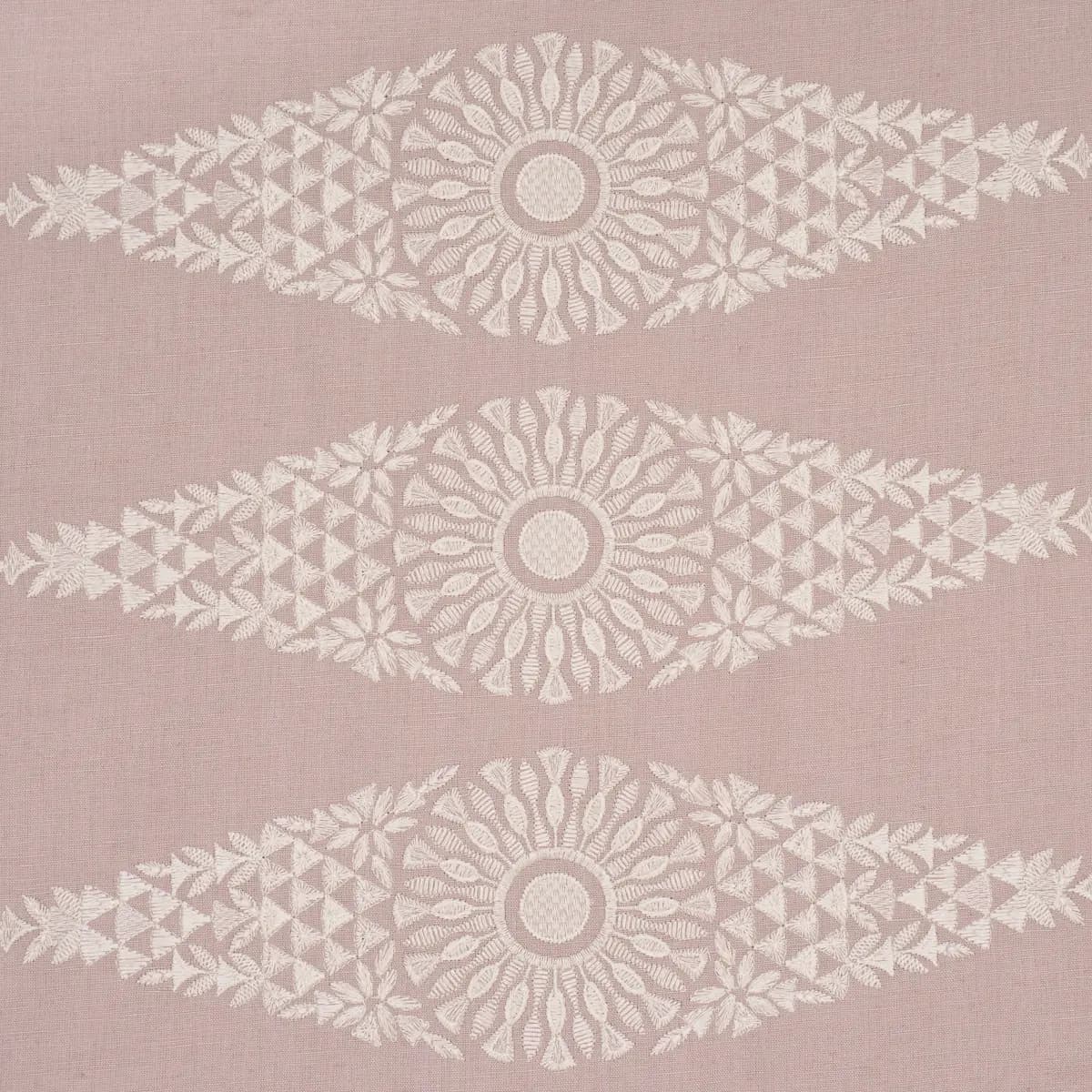 TASMIN EMBROIDERY_ FRENCH LILAC