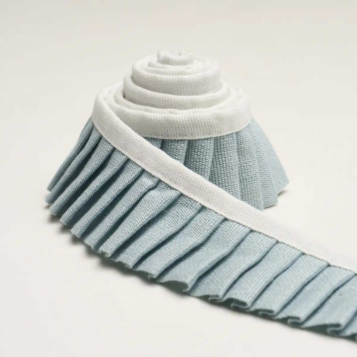 CLARA PLEATED TAPE_ SKY