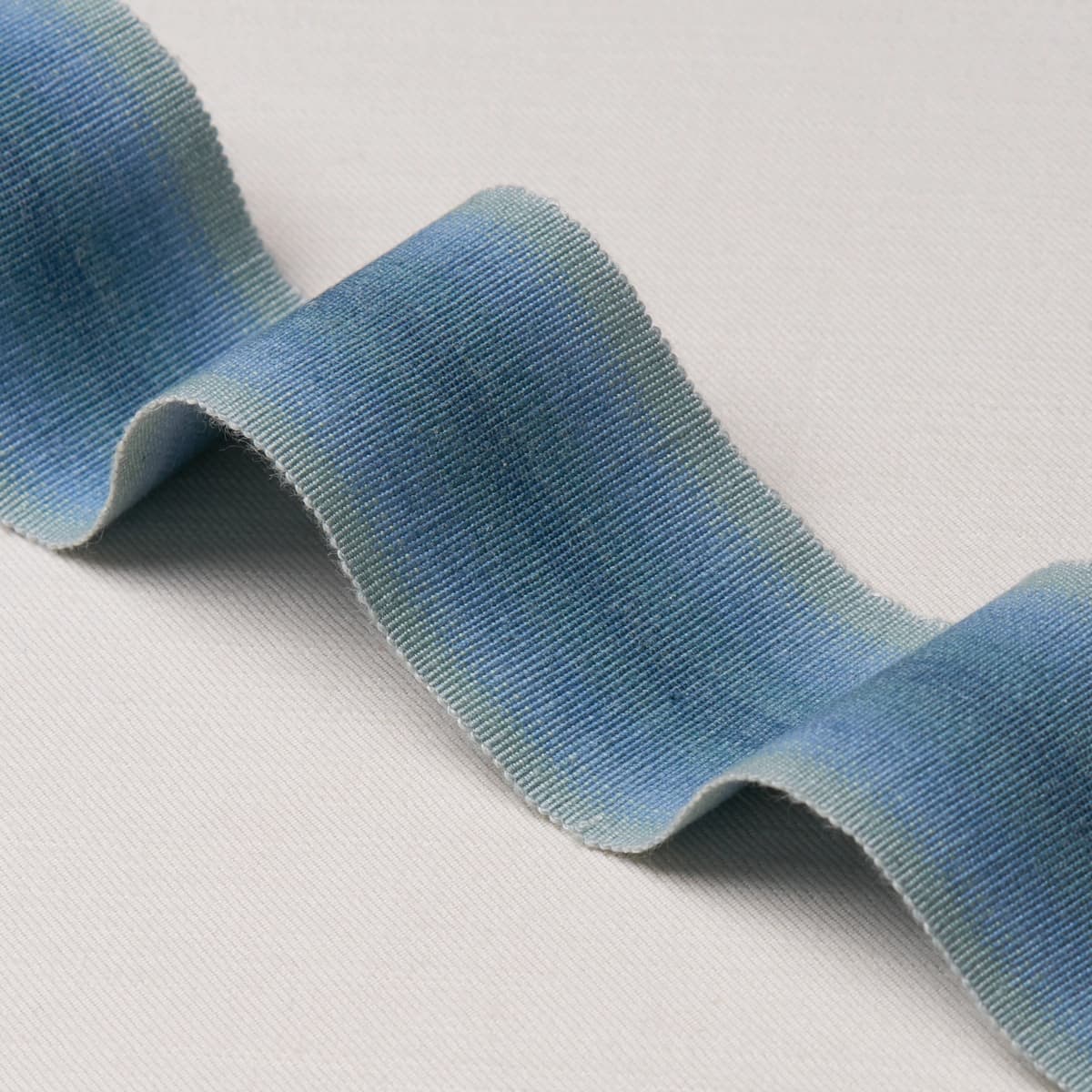 SUNSET TAPE NARROW_ AQUA